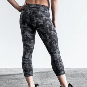 NoBull crop leggings